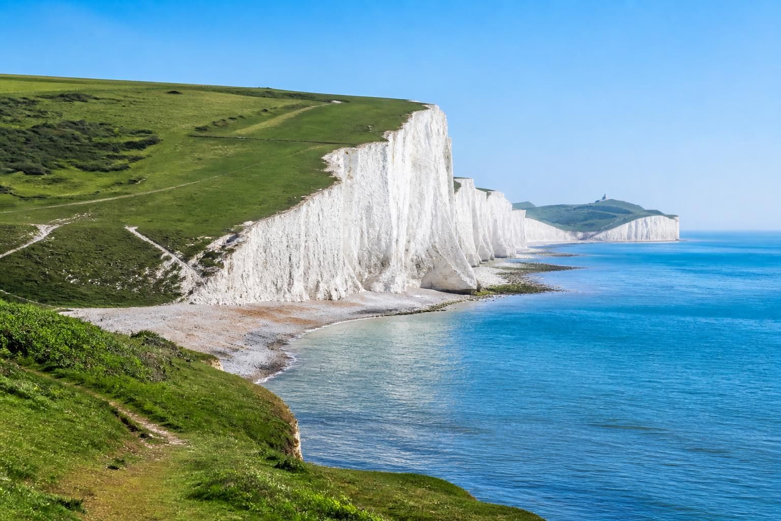 découvrez comment les seven sisters, ces célèbres falaises blanches, sculptent le paysage côtier anglais avec leur beauté naturelle et leur histoire géologique unique.
